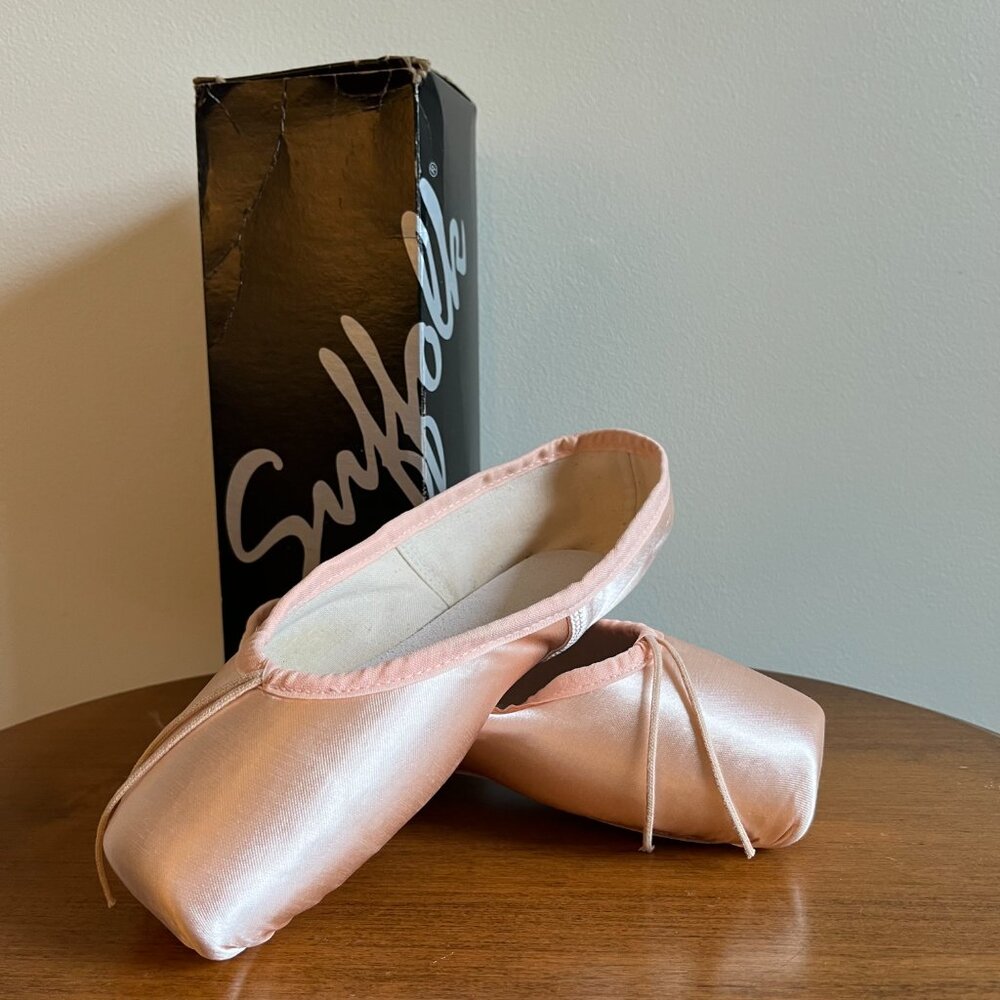BRAND NEW - Suffolk Solo Prequel Pointe Shoes - Standard 4 XXXN - Pink